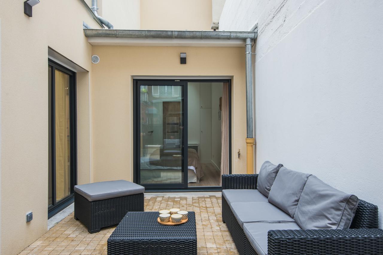 Vintage, F3 Avec Terrasse, Villa Saint Charles París Exterior foto
